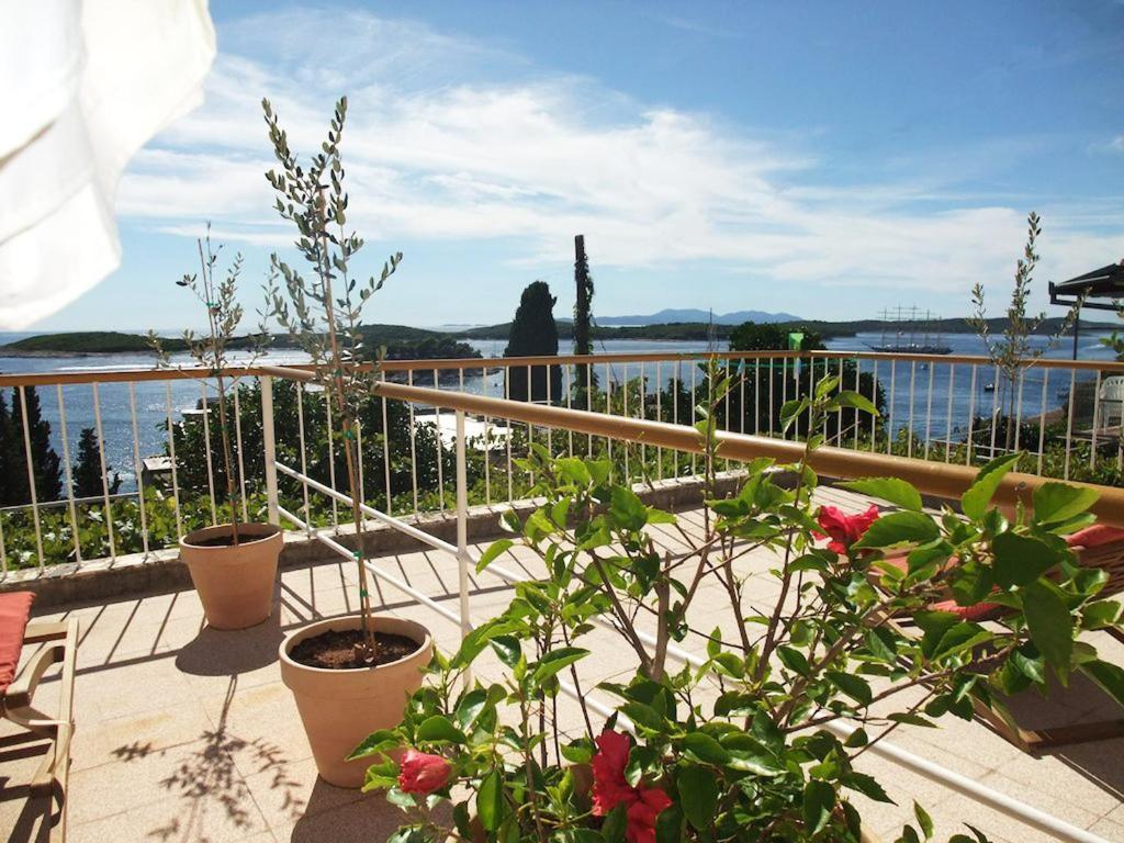 Rooms Vinka Tudor Hvar Town Exterior foto
